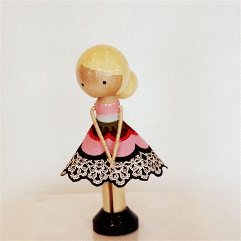 25 Easy Tutorials To Make Colorful Clothespin Dolls Guide Patterns