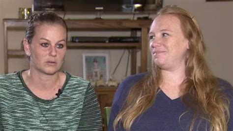 california woman becomes surrogate for sister s twins abc7 new york
