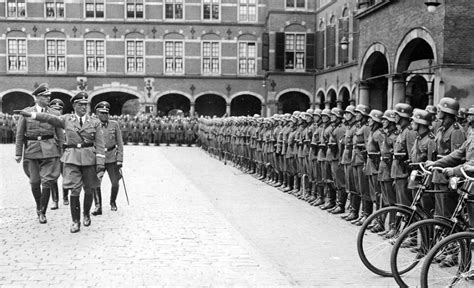 the hague in world war two