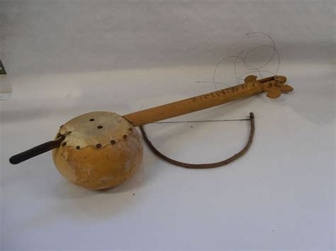 inheemse muziekinstrumentenspijkerviool noord afrika gusle uit de balkan catawiki