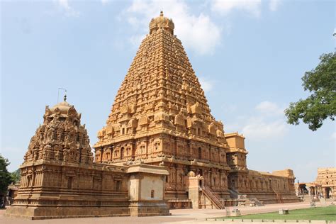 indias   magnificent  historical temples wordzz