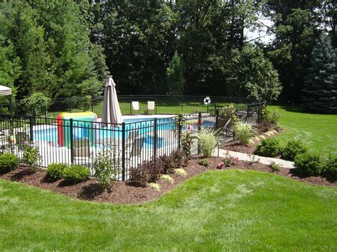 pin  trish grant  landscaping inground pool landscaping