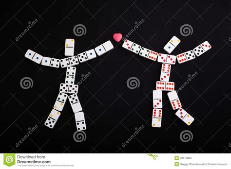 menselijke cijfers van dominos stock foto image  zwart vreugde