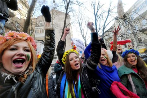 ukrainian women call sex strike against russia nation