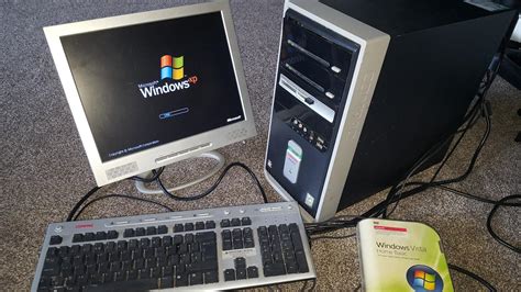 Desktop Pc Windows Xp Compaq Presario In Wa7 Runcorn For £ Free
