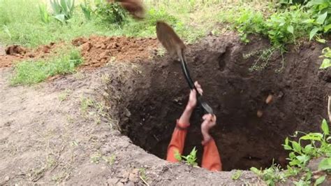 2 736 hole dig videos royalty free stock hole dig footage depositphotos