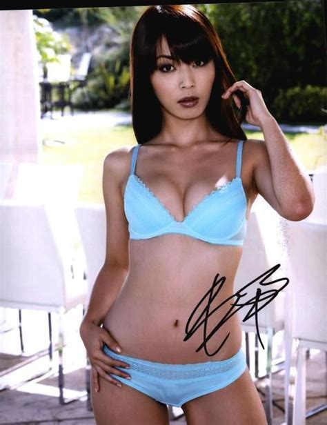 marica hase signed model 8x10 photo proof certificate
