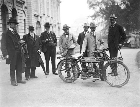 heroes dames and monowheel magic motorcycles in the 1920s flashbak