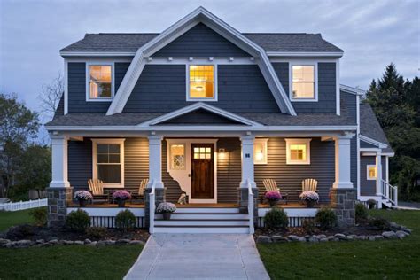 reasons  cottage style homes    kinds  homes huffpost