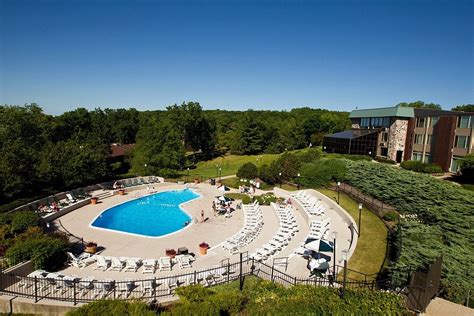 ridge hotel updated  prices reviews lake geneva wi