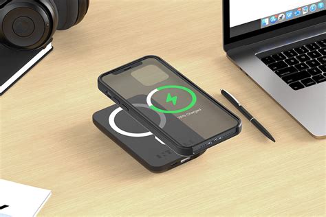 magnetic power bank wirelessly charges  iphone
