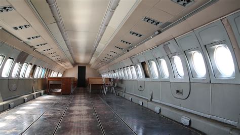 airplane empty interior   airliner interior