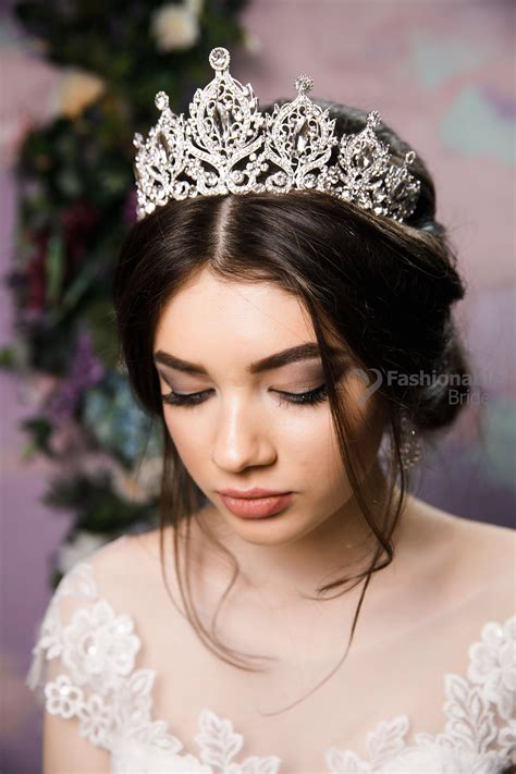 tiarabridal tiarawedding tiaragold tiarawedding etsy quince