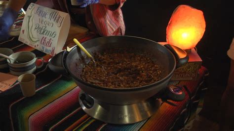 royal bean royale chili cook  raises money  local food pantry