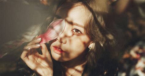 Girlgroup Zone Snsd S Taeyeon Releases Teaser Image For Her Solo Debut