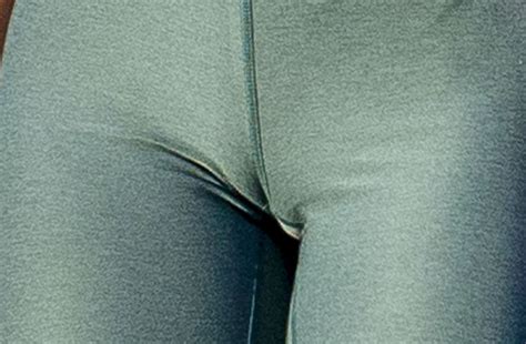 Megan Fox Cameltoe 27 Photos Thefappening