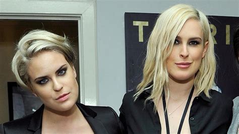 rumer willis celebrates sister tallulah willis two years of sobriety entertainment tonight