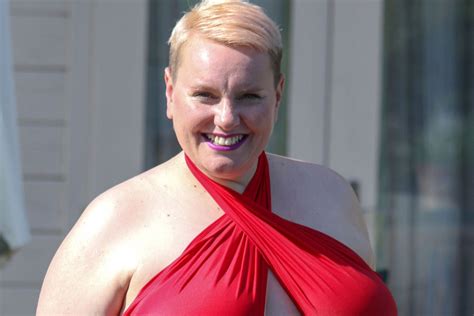 Viewers Slam Body Positive Coach Who Encourages Obese People To Ignore