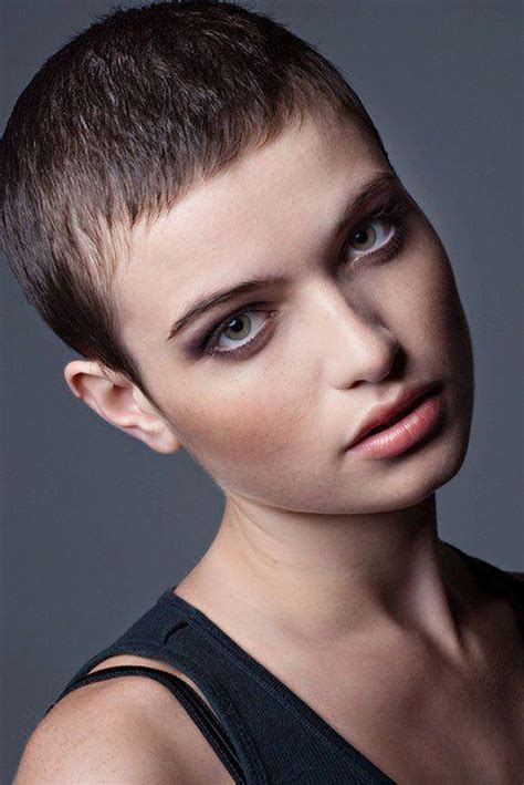 14 Most Flattering Ultra Short Haircuts 2021 Women Are Getting