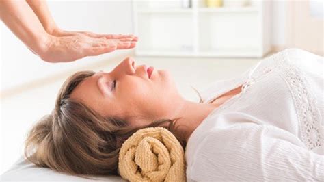 reiki and indian head massage portsmouth hudson hay natural therapy