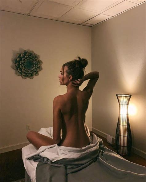 Josephine Skriver Nude In Silverado Resort And Spa The