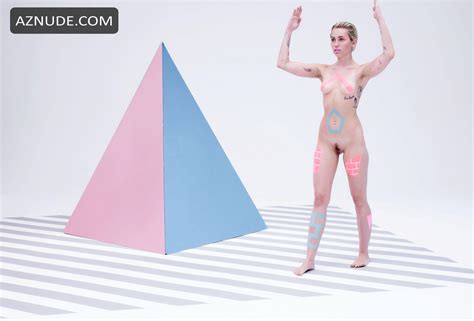 miley cyrus nude exclusively for paper magazine aznude