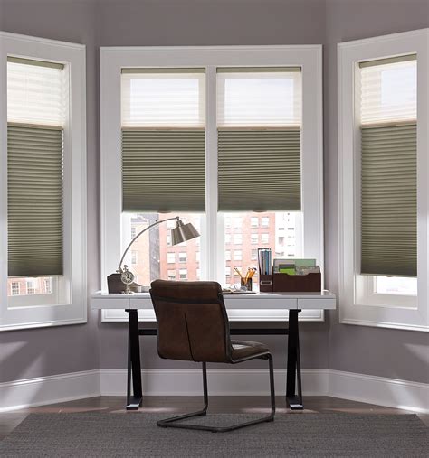 ultimate guide  blinds  bay windows blindscom bedroom