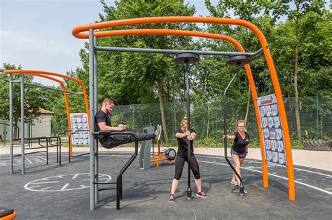 outdoor workouts outdoor gym outdoor