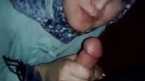 kocama çekmiyorum bu saksoyu aşkım diyor türbanlı kadın — sürpriz porno hd türk sex sikiş