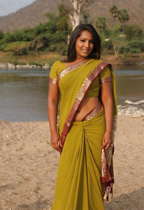 girl navel in low waist saree indian mallu iirls stripping