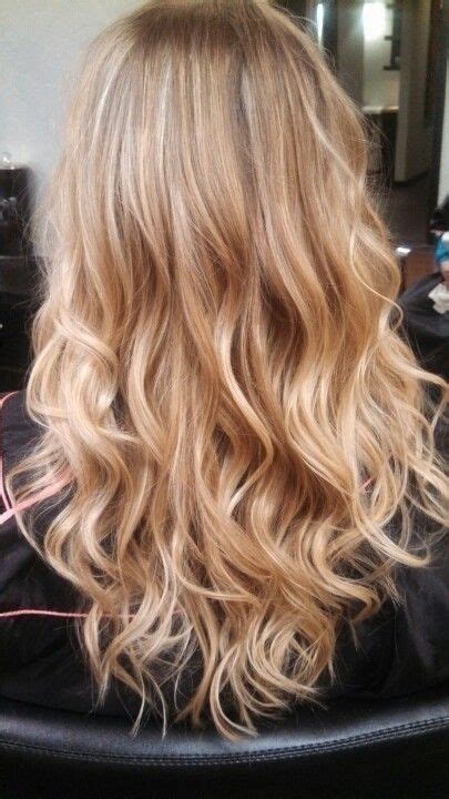 perfect honey blonde balayage hair color full head of champagne and