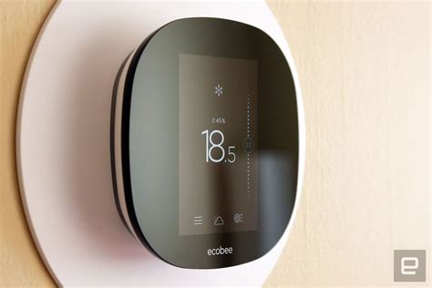 ecobee lite   decent smart thermostat  costs    wiring  plug ac