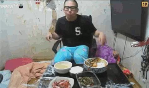 south korea s latest internet trend is dinner porn and it s not what you think