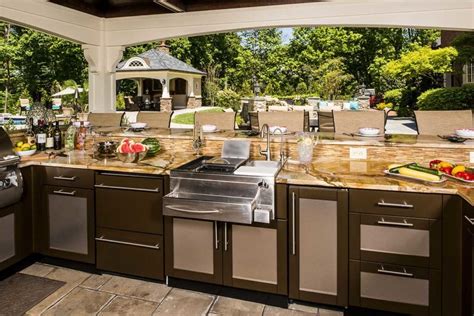 outdoor kitchen countertop ideas  materials