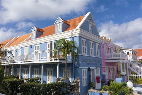 accommodation hotel rooms suites scuba lodge curacao