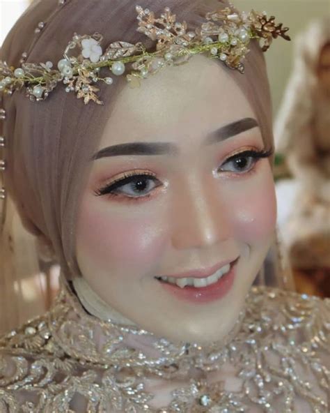 ide headpiece cantik  hijab pernikahan   ekstra sampai
