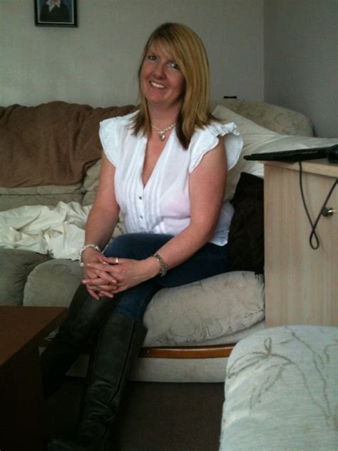 67marie 48 from ayr is a local milf looking for a sex date