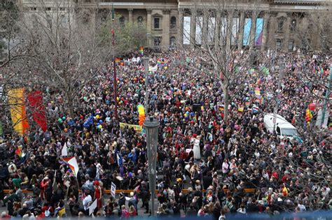 thousands rally for gay marriage in australia ahead of vote