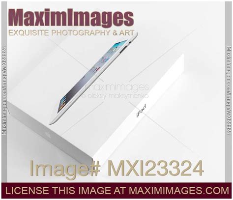 photo  apple ipad    box stock image mxi