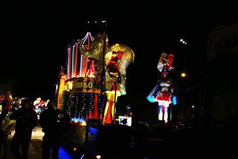 calafell premia les millors carrosses  comparses del seu carnaval