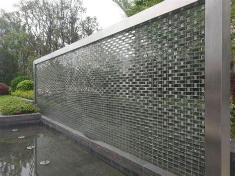 China Custom Design Construction Solid Glass Blocks Crystal Brick