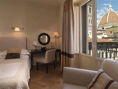 florence luxury hotel rooms  holy god views  top churches
