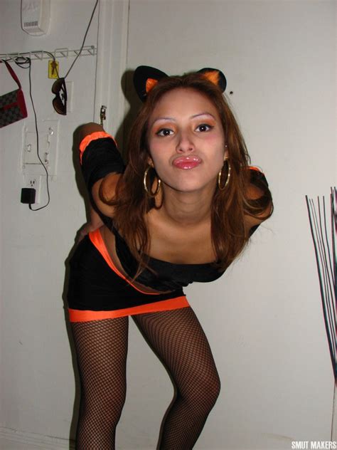 latina teen is ready for halloween in her cute kitty costume pichunter