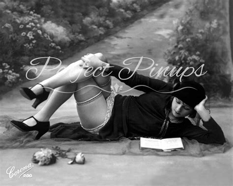 Antique French Pin Up Woman Beautiful Legs Vintage Photo