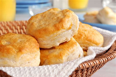 southern buttermilk biscuits recipe  archanas kitchen