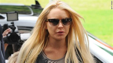 lindsay lohan s judge will issue a new rehab order wednesday