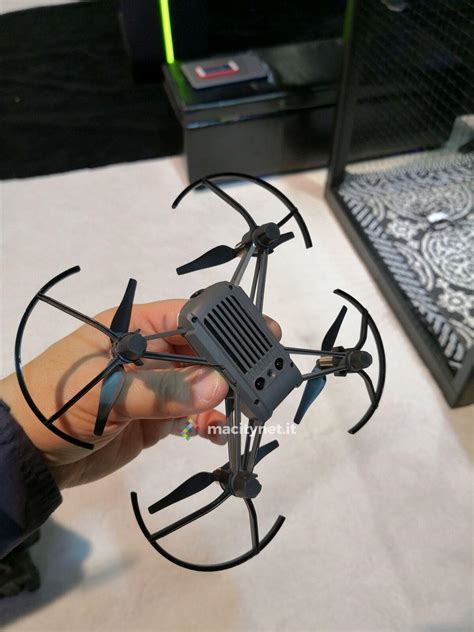 ces  ryze presenta tello  dji il drone da  dollari  iniziare  volare macitynetit