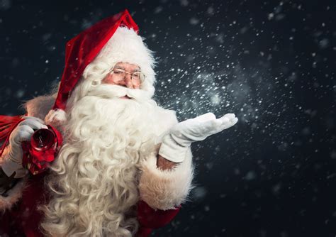 Santa Claus Just Gave Dying Retailers One Amazing T Thestreet