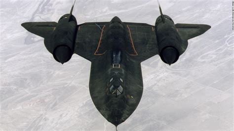 sr  blackbird  cold war spy plane    worlds fastest airplane cnn style