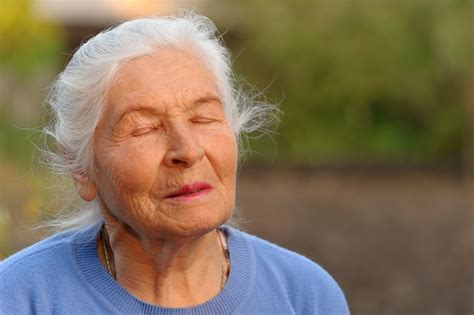 chronische pijn herkennen bij ouderen  tips verpleegcollectief
